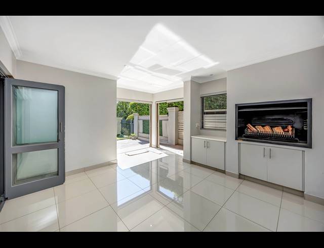 3 BEDROOM HOUSE FOR SALE IN DAINFERN RIDGE